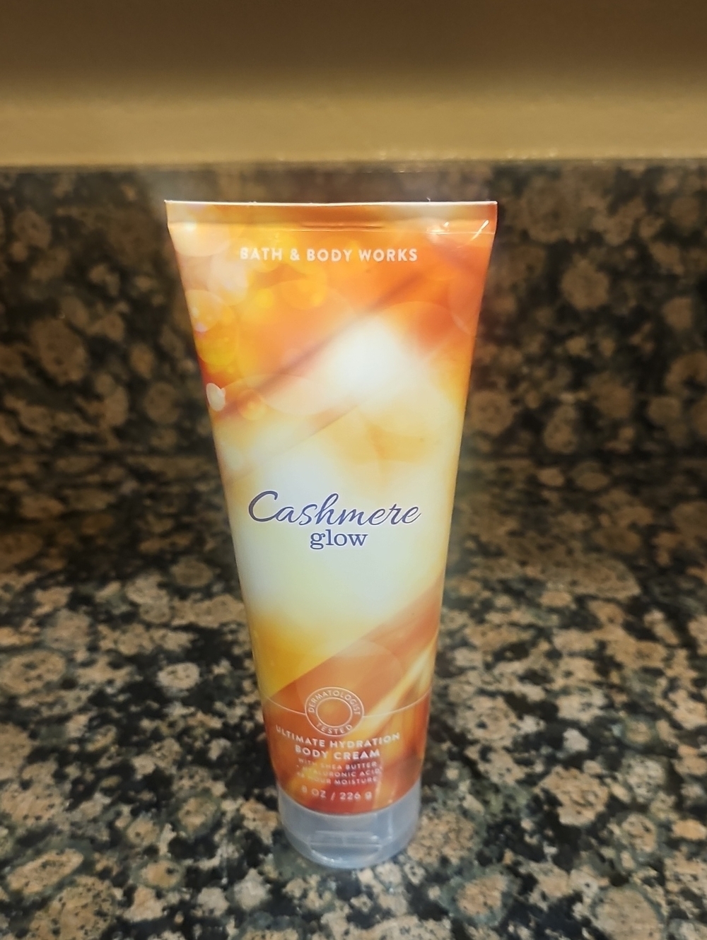 Bath & Body Works Cashmere Glow Ultimate Hydration Body Cream